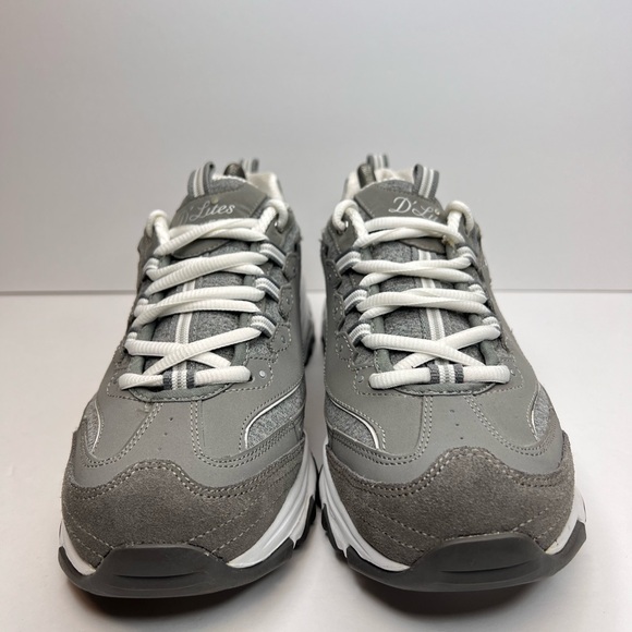 Women’s Skechers D’Lites Me Time Air Cooled Memory Foam Grey Sz 9.5 Wide NWOB - Picture 3 of 14